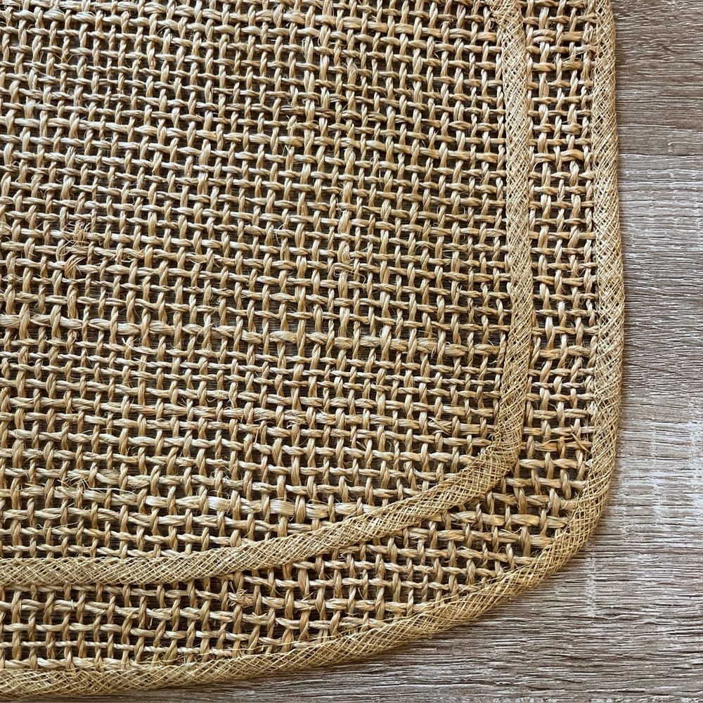 Vintage Albaca Fiber Set of 4 Woven Tan Placemats - Picture 4 of 7